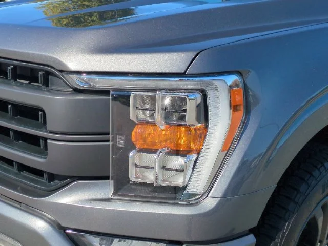 Used 2023 Gray Ford Lariat image 9