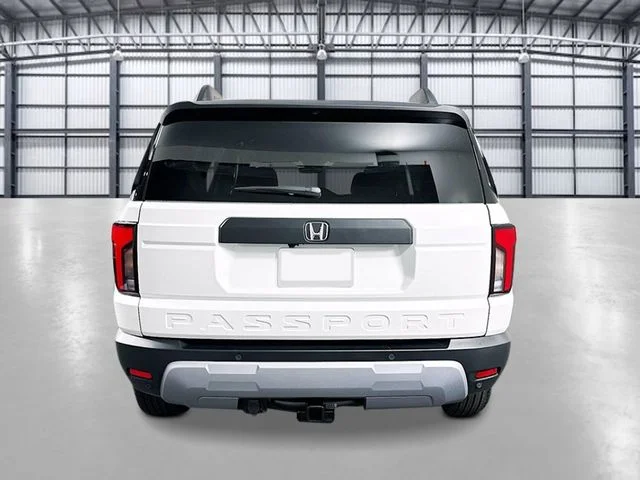 New 2026 Platinum White Pearl Honda RTL Towing image 3