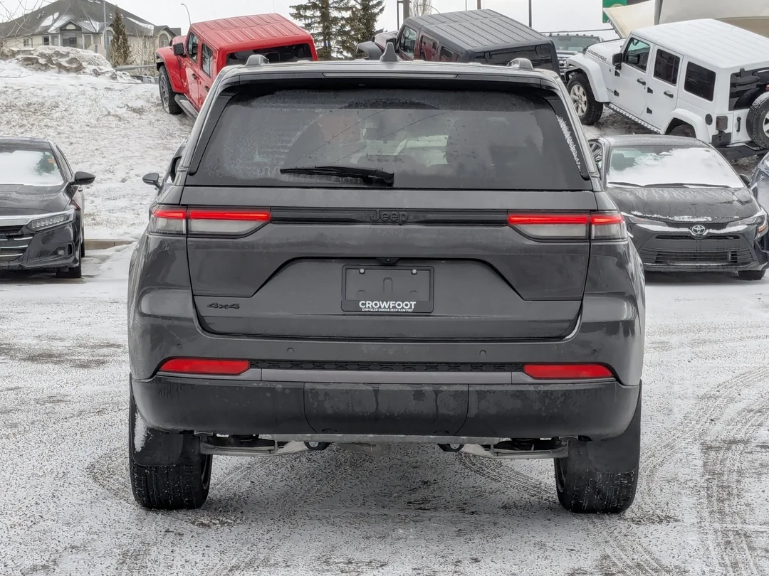 New 2026 Grey Jeep Altitude - - 4x4 - Altitude Appearance Package - Power Sunroof & More! image 7