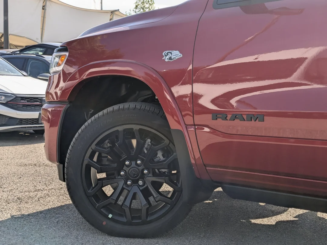 New 2026 Red RAM Limited - - 5.7L HEMI V8 - Night Edition - Limited Lvl A Grp - 14.4 Uconnect NAV & More! image 9