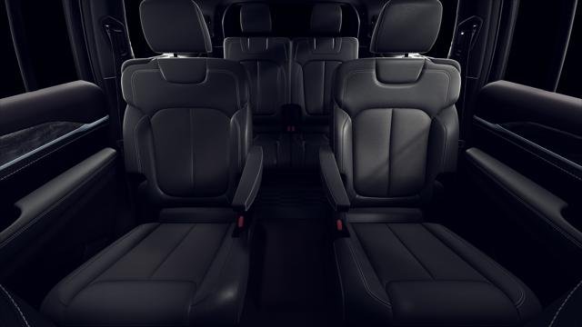 New 2026 Steel Blue Exterior Paint Jeep Limited Reserve image 27