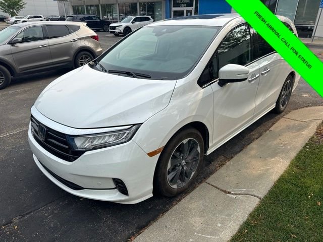 Certified Used 2023 Platinum White Pearl Honda Elite image 1