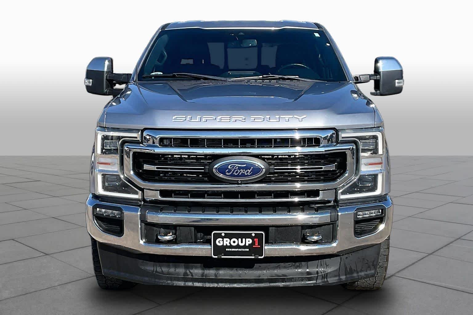 Used 2022 Iconic Silver Metallic Ford LARIAT image 4