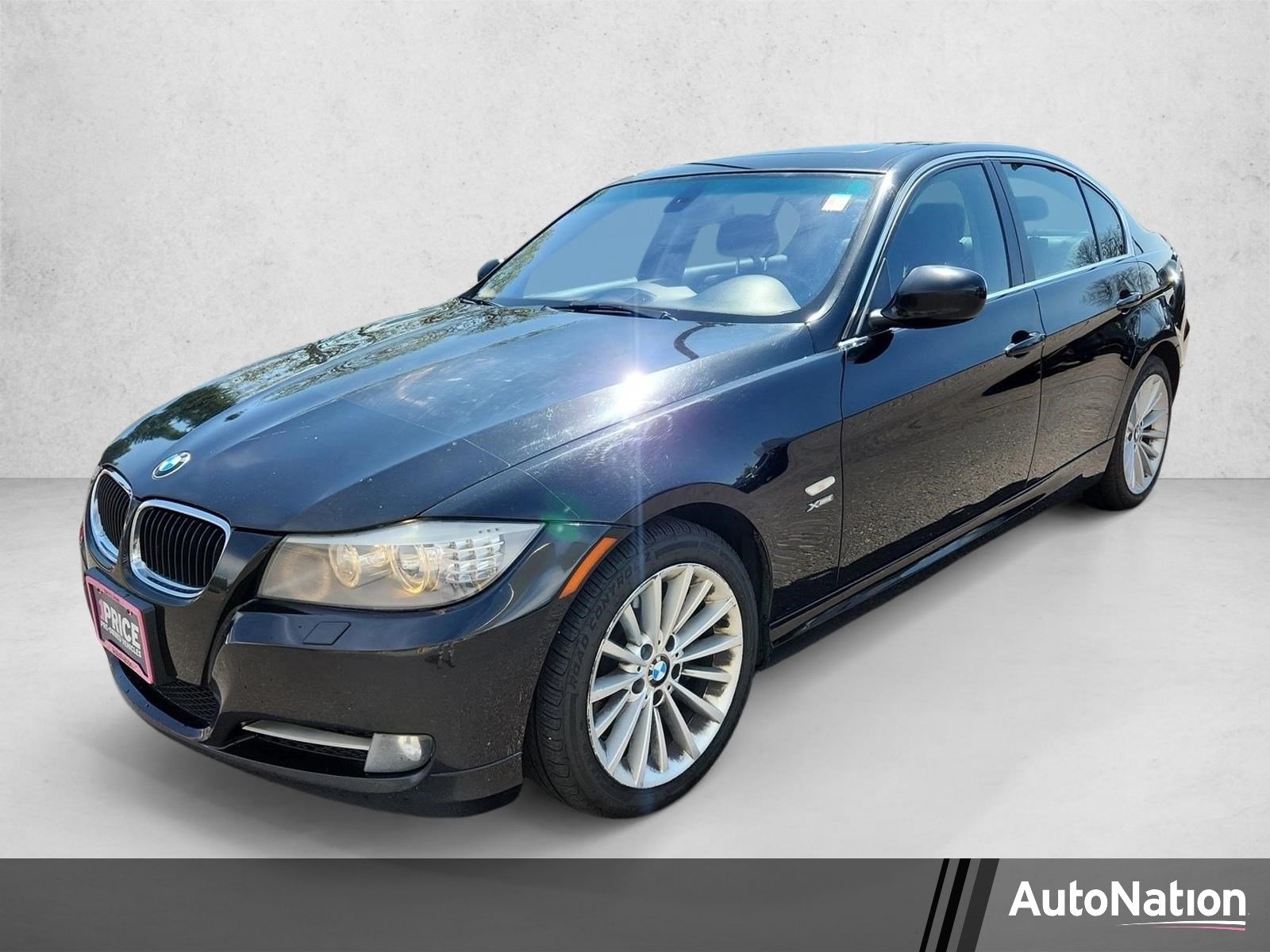2011 BMW 3 Series 335i xDrive Sedan's photo