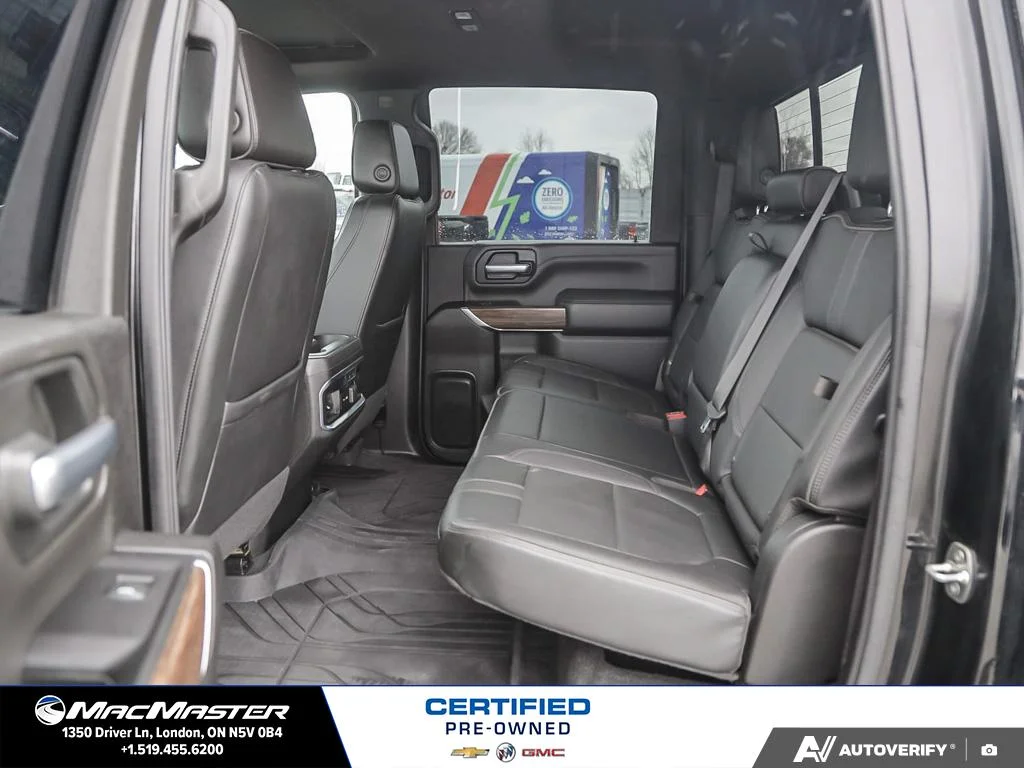 Certified Used 2022  Chevrolet High Country image 27
