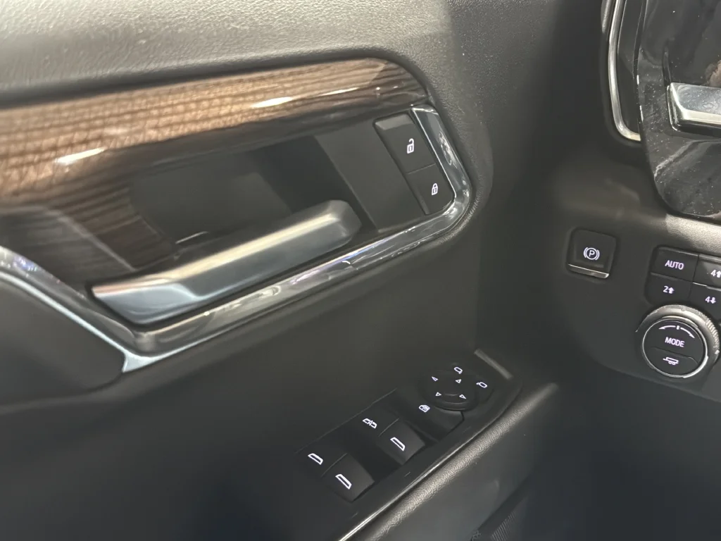 Used 2024 Gray Chevrolet LT image 26