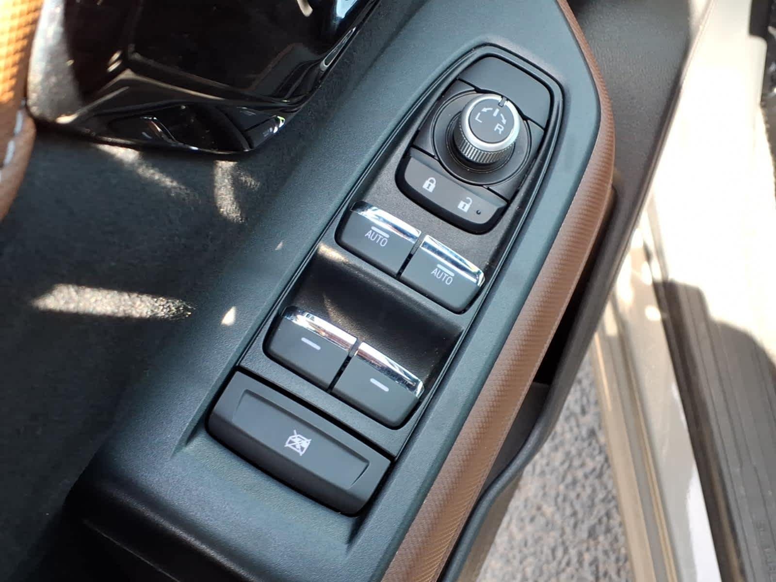 Certified Used 2025 River Rock Pearl Subaru Touring image 32