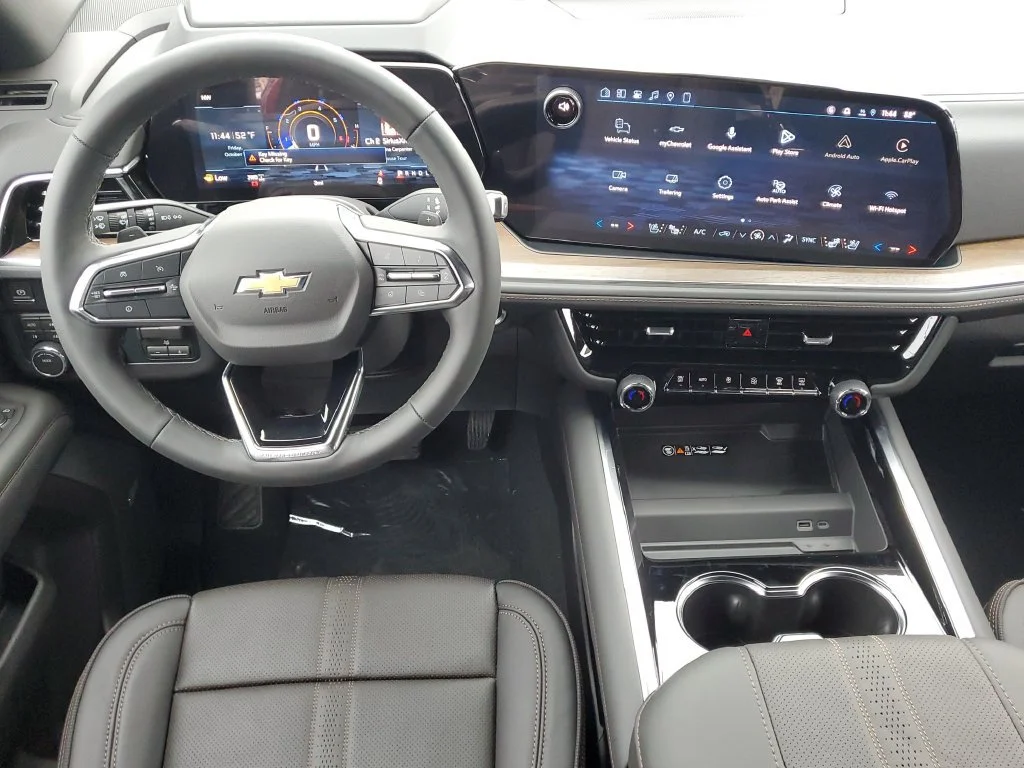 2027 Chevrolet Suburban High Country - Photo 23