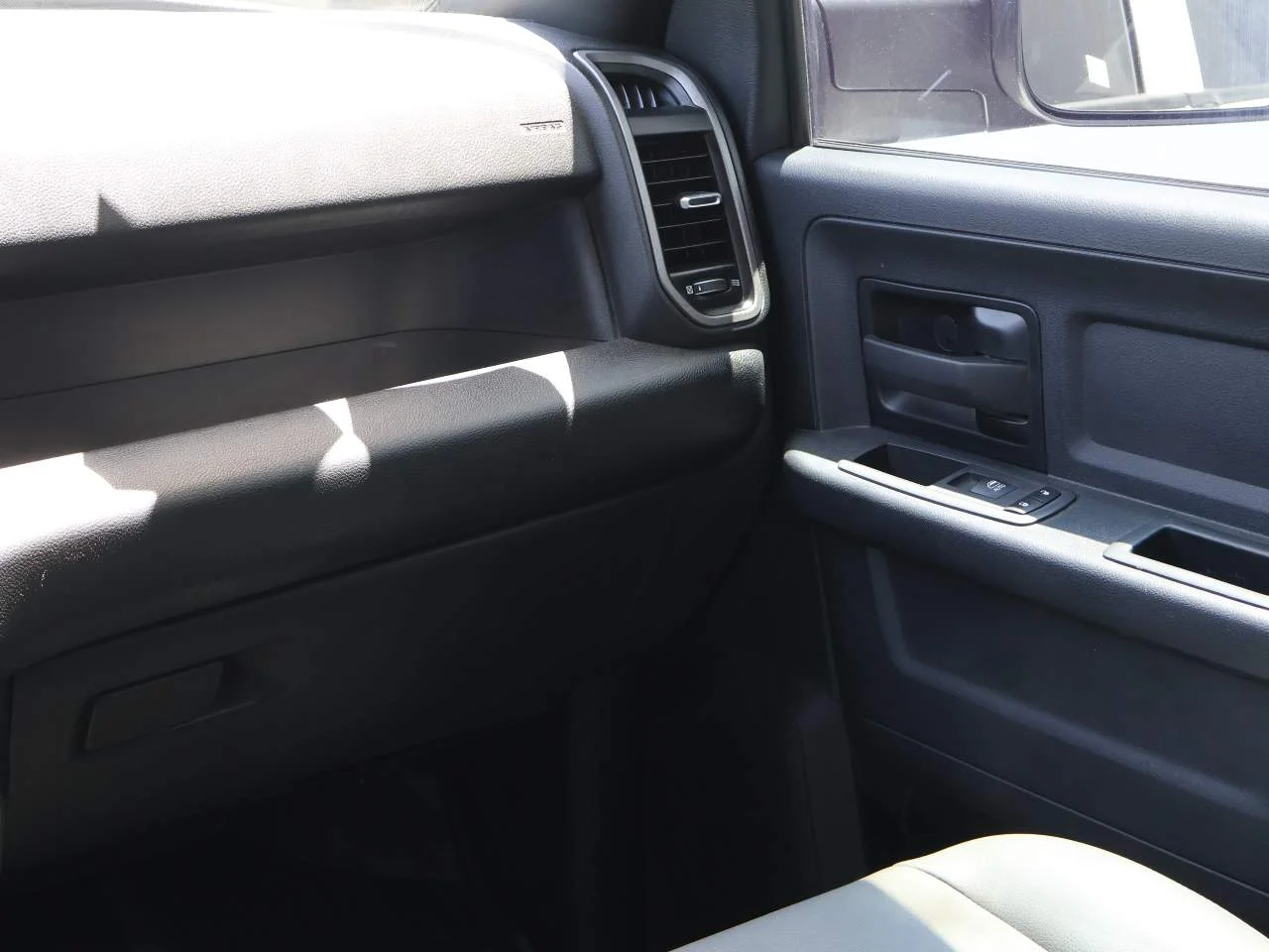 Used 2022 Bright White Clear Coat Ram Tradesman Crew Cab image 15