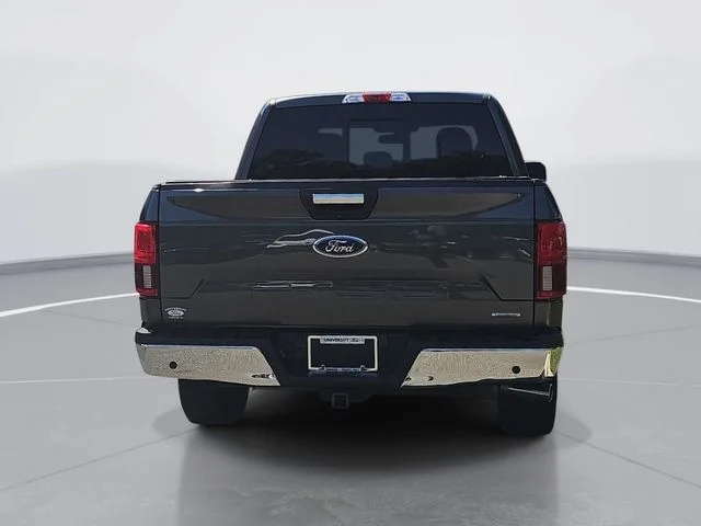 Used 2018 Gray Ford XLT image 4