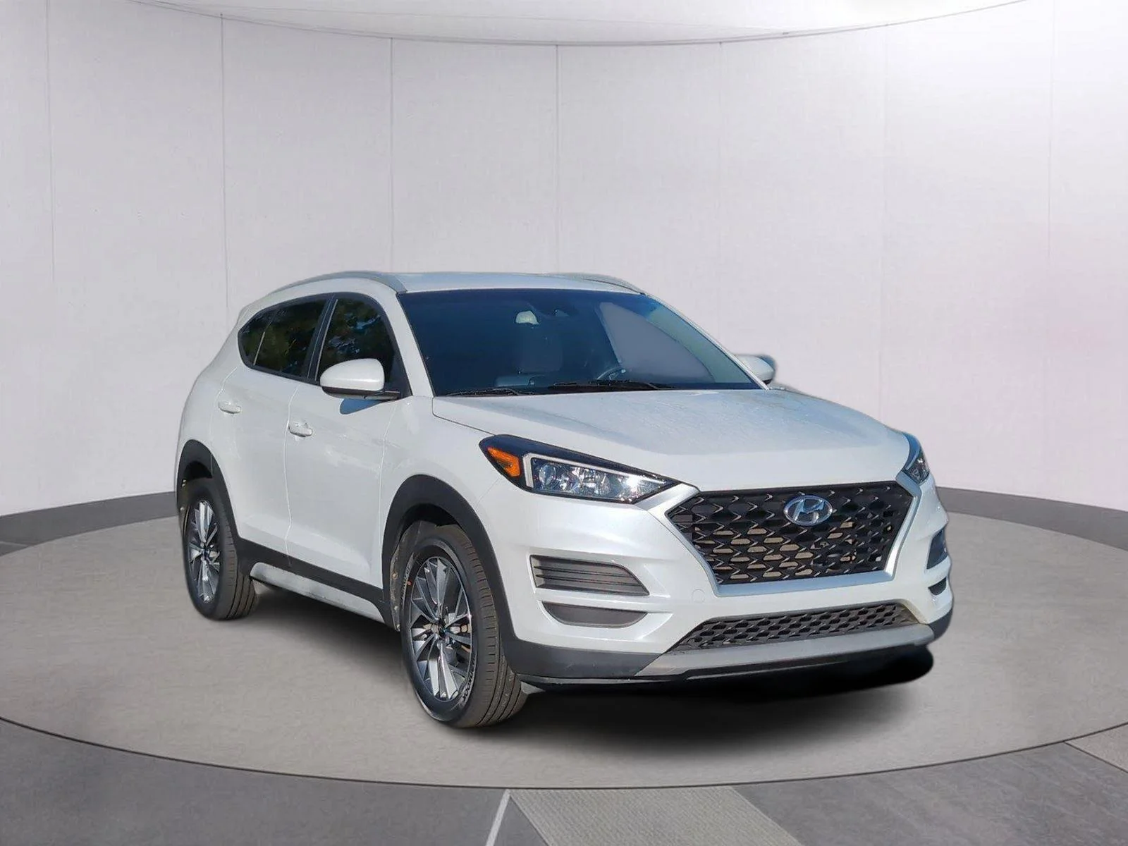 Used 2021 White Cream Hyundai SEL image 9