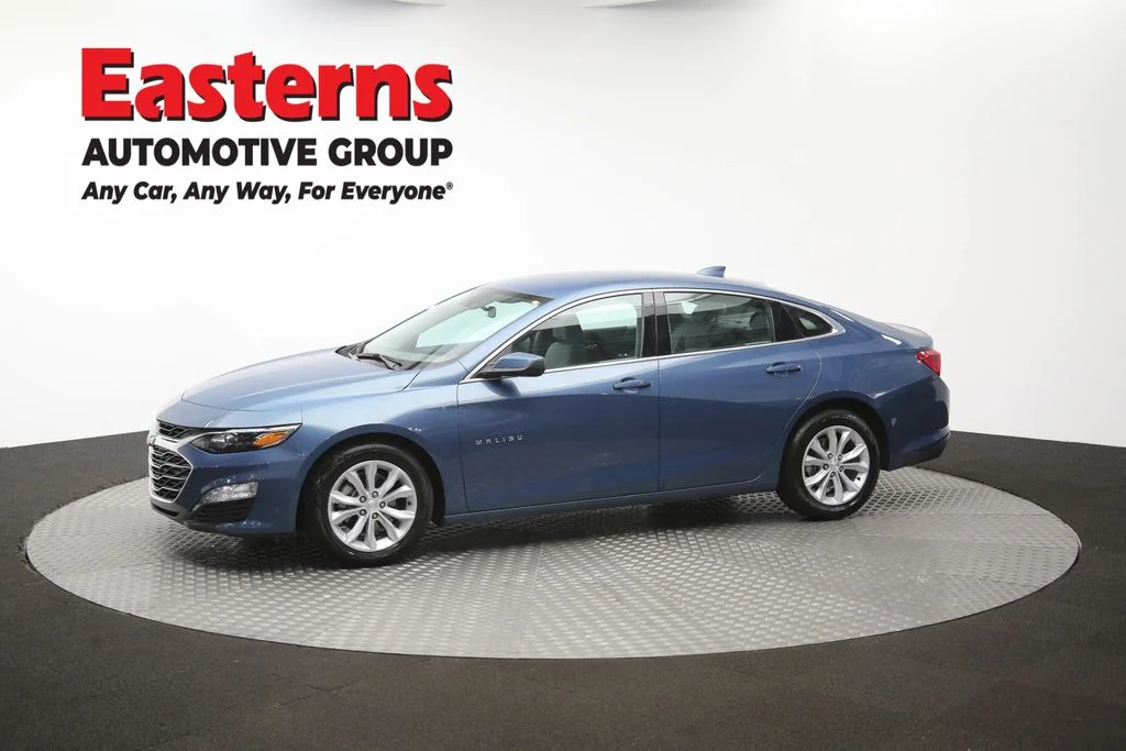 Used 2025 Blue Chevrolet LT image 59