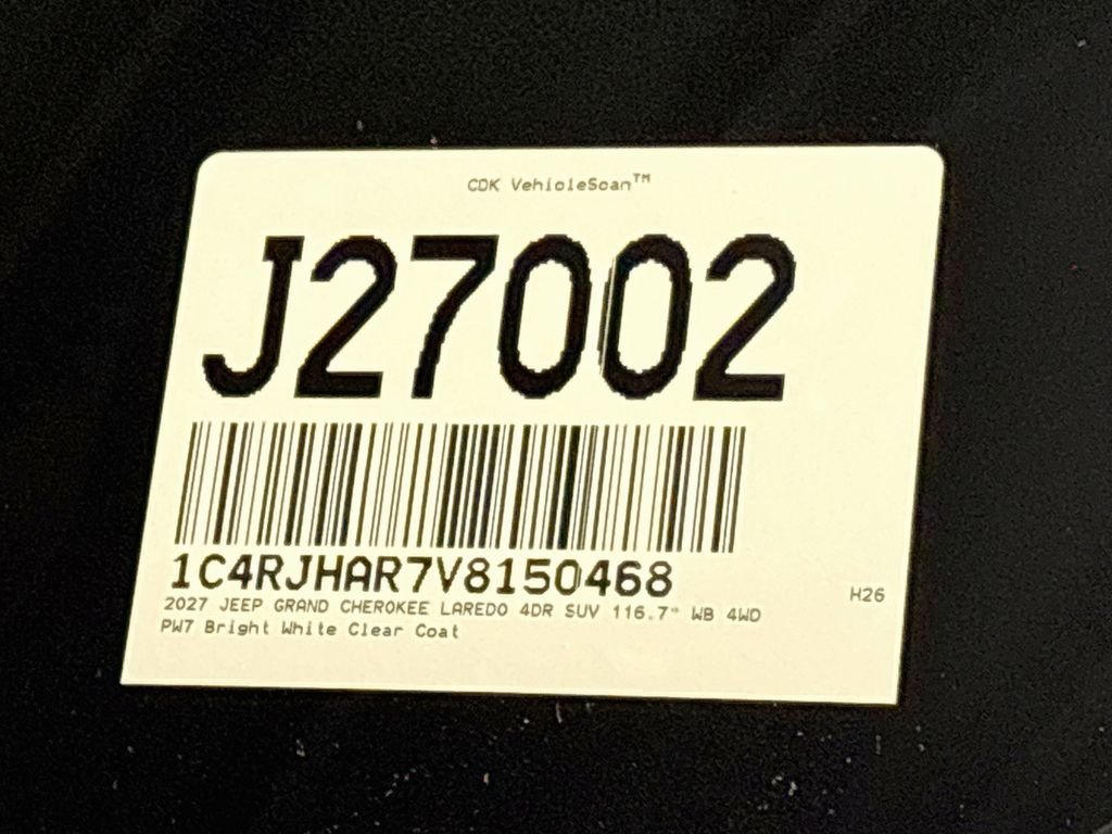New 2027 Bright White Clear-Coat Paint Jeep Altitude image 25