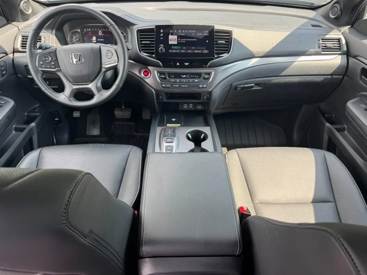 2024 Honda Passport EX-L - Photo 13