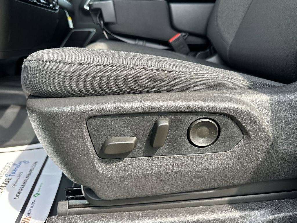 New 2026 Summit White Chevrolet LT image 12