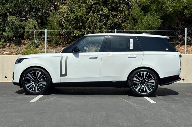 2026 Land Rover Range Rover SE - Photo 2