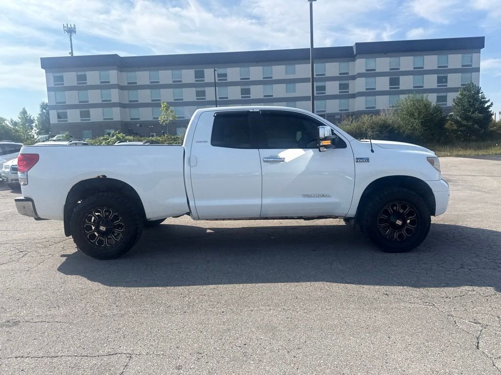 Used 2008  Toyota Limited image 11