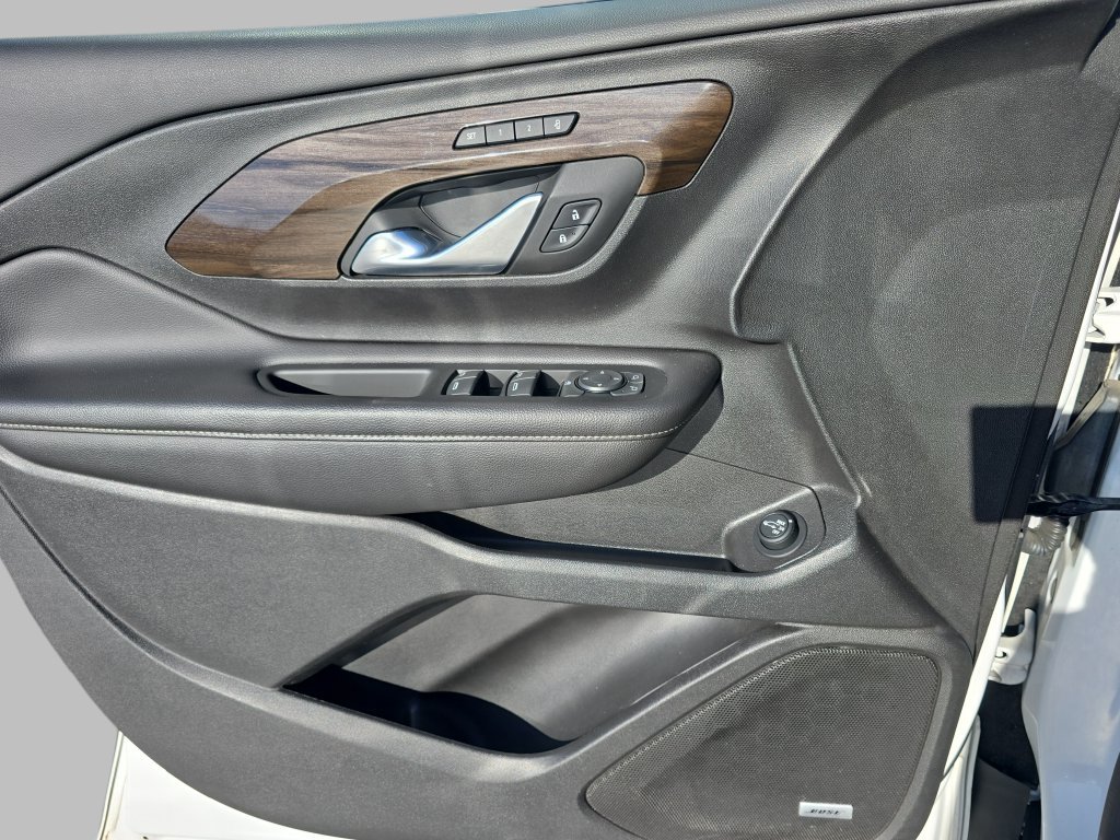 Certified Used 2019 SUMMIT WHITE GMC Denali image 30