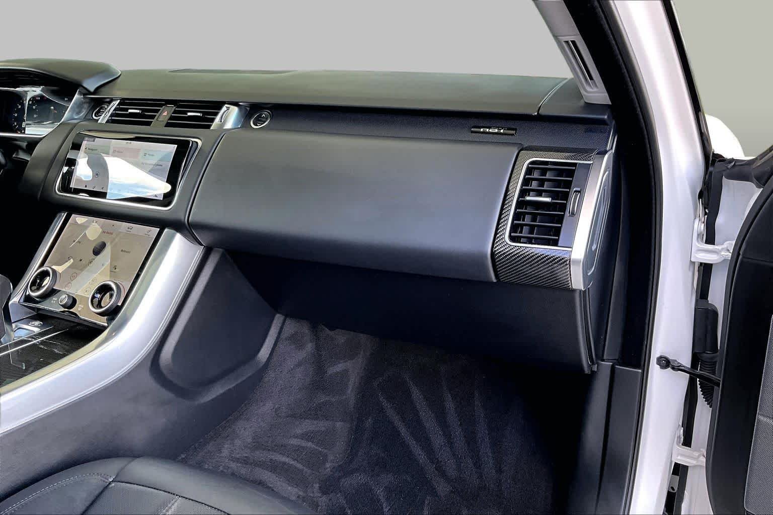 Used 2022 Icy White Land Rover HST image 17