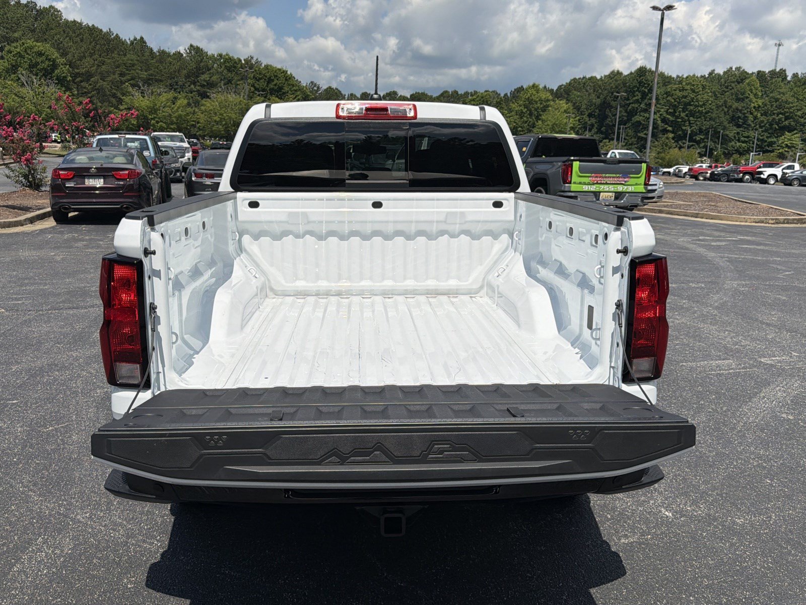 Used 2026 Summit White Chevrolet WT image 18