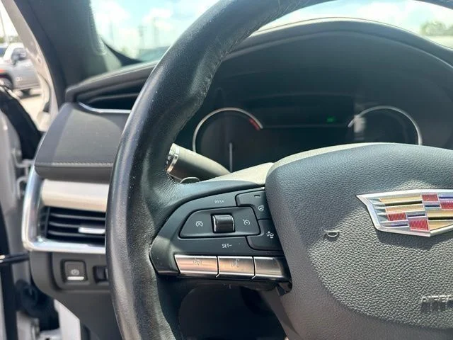 Used 2023 White Cadillac Premium Luxury image 35