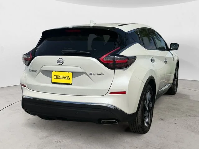 Used 2024 White Nissan SL image 3