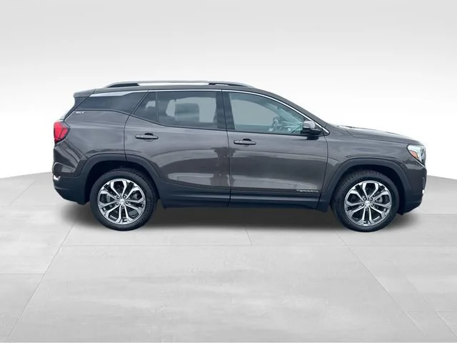 Used 2020 Smokey Quartz Metallic GMC SLT image 7