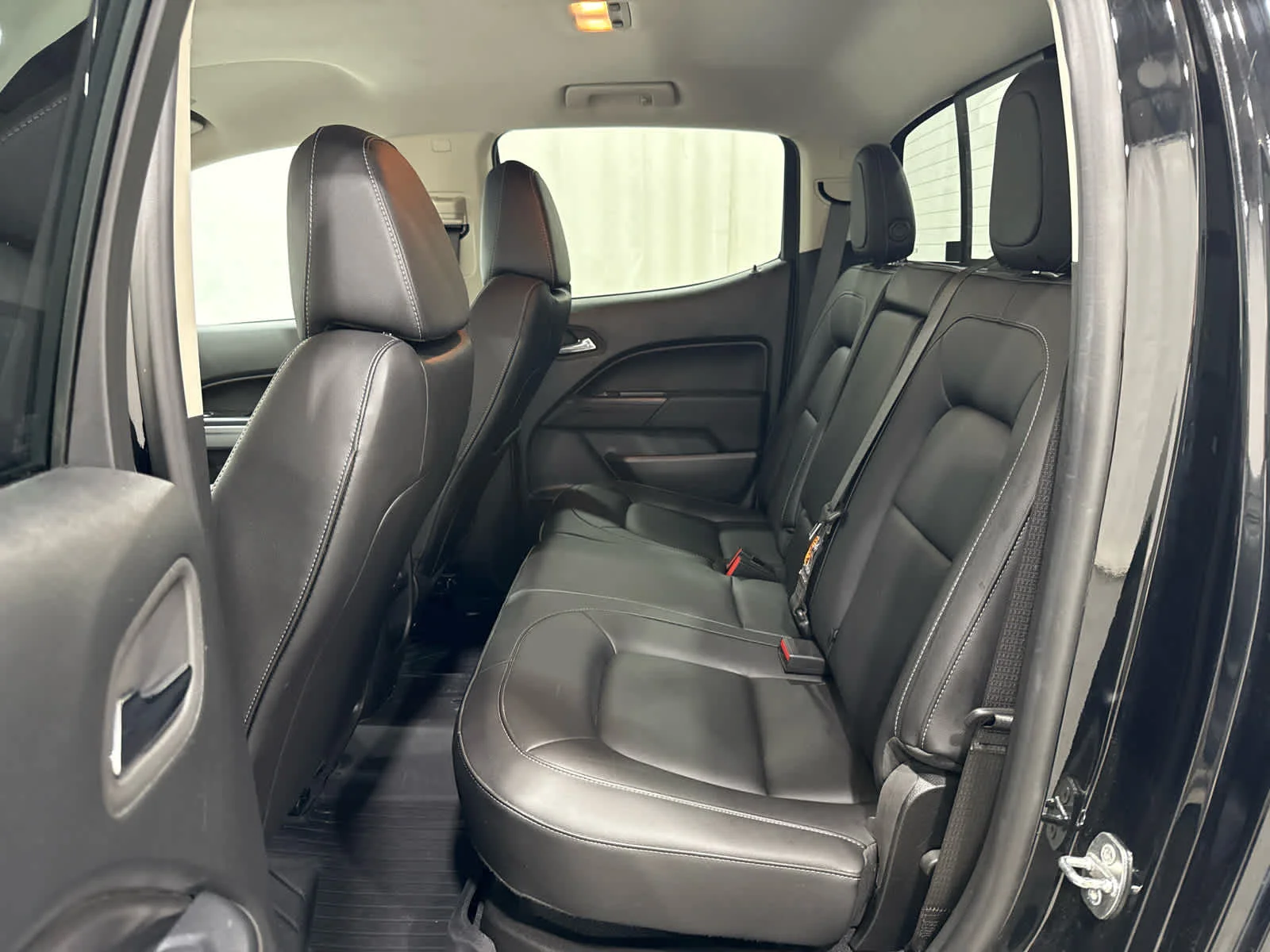 Used 2022 Black Chevrolet ZR2 image 13