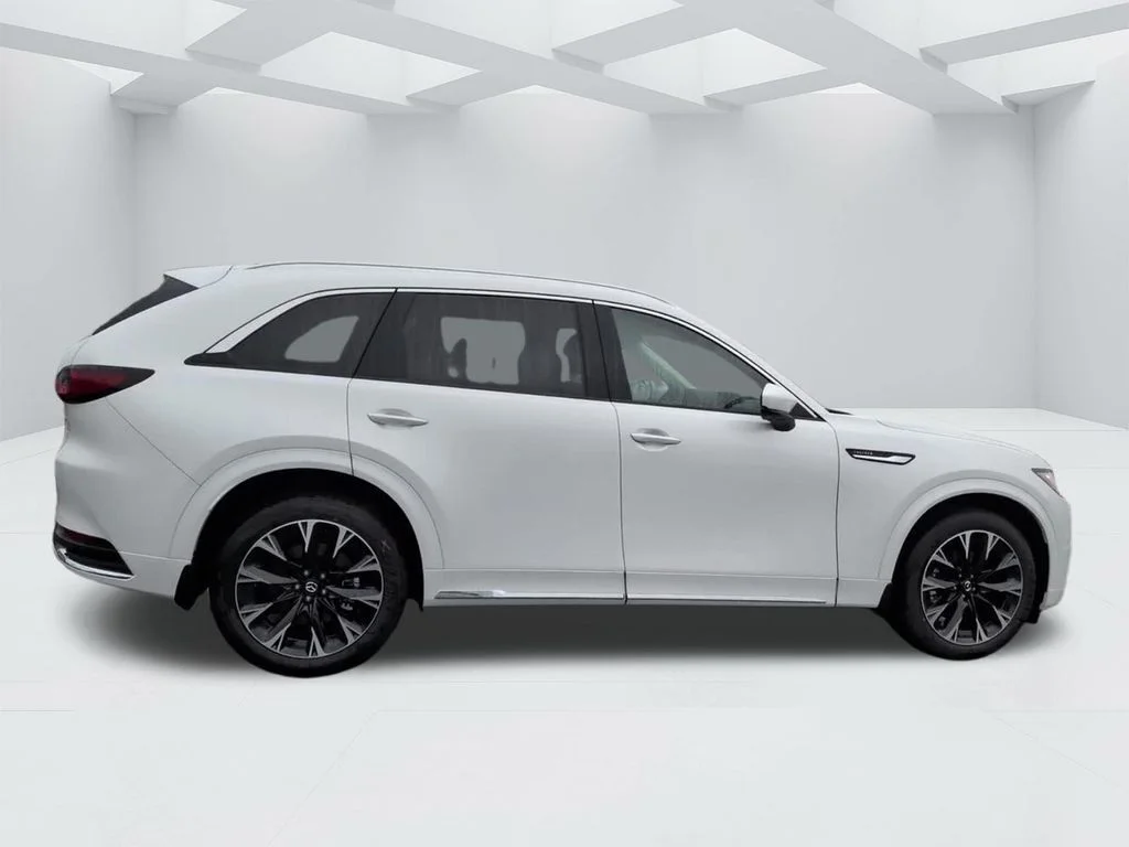 New 2026 White Mazda 3.3 Turbo S Premium Plus image 4