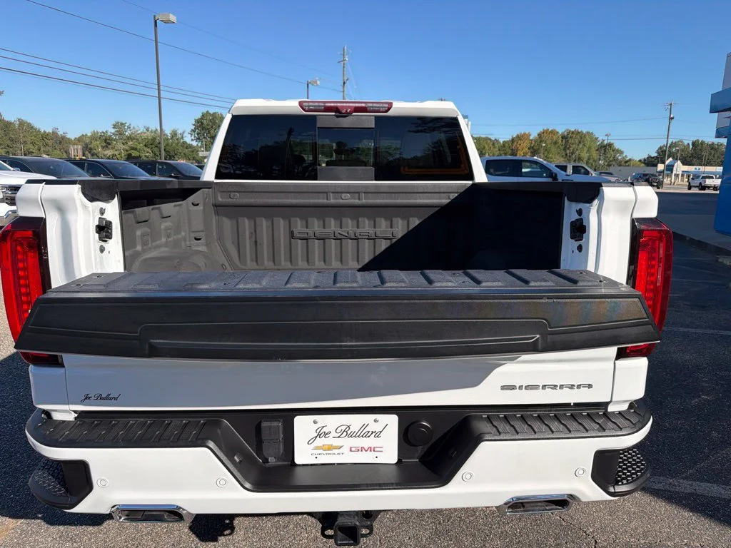 Used 2023 SUMMIT WHITE GMC Denali image 10