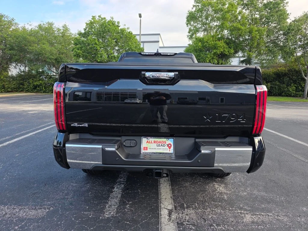 2026 Toyota Tundra 1794 Edition - Photo 10
