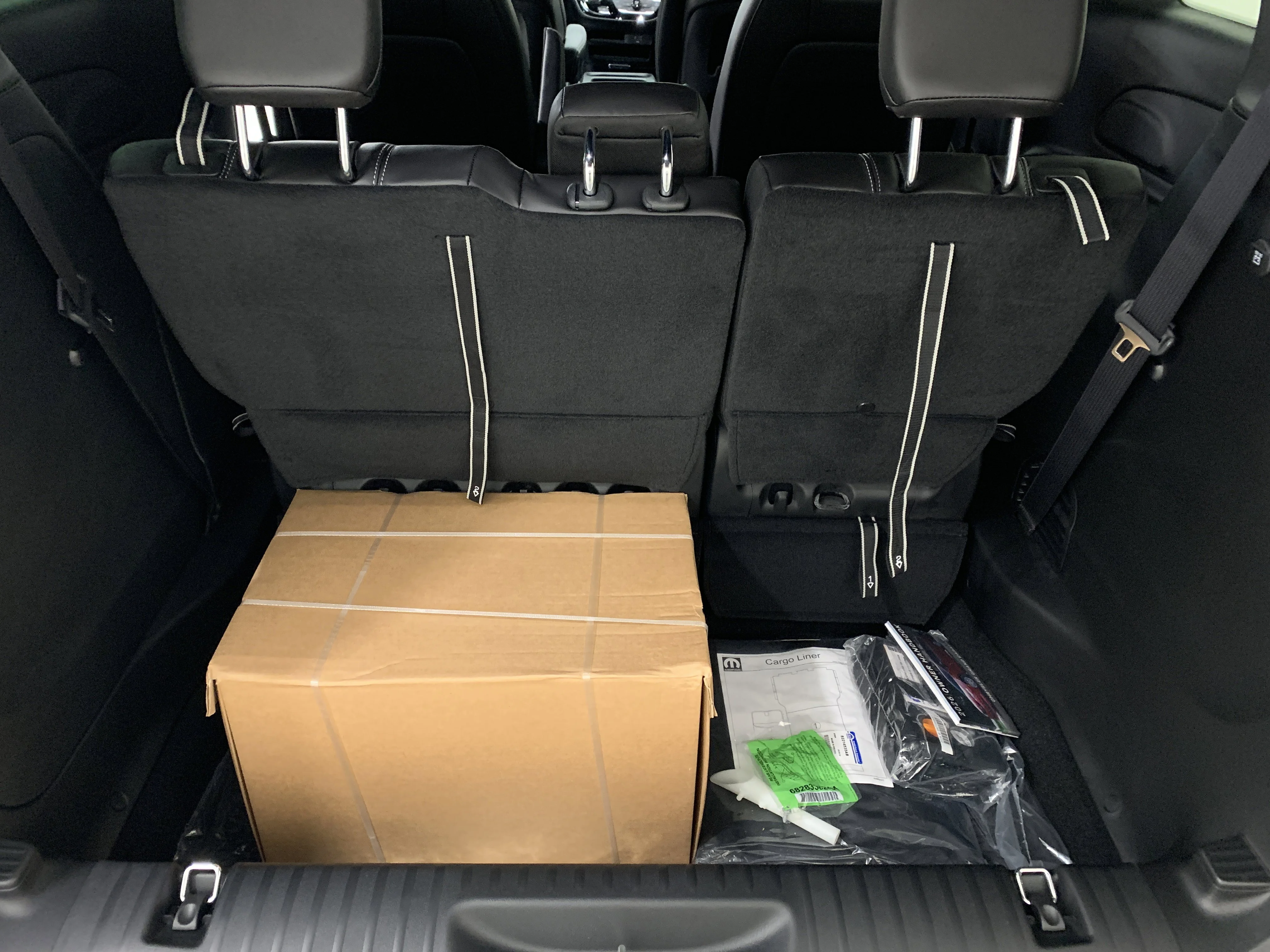 New 2026 Bright White Chrysler SXT image 7