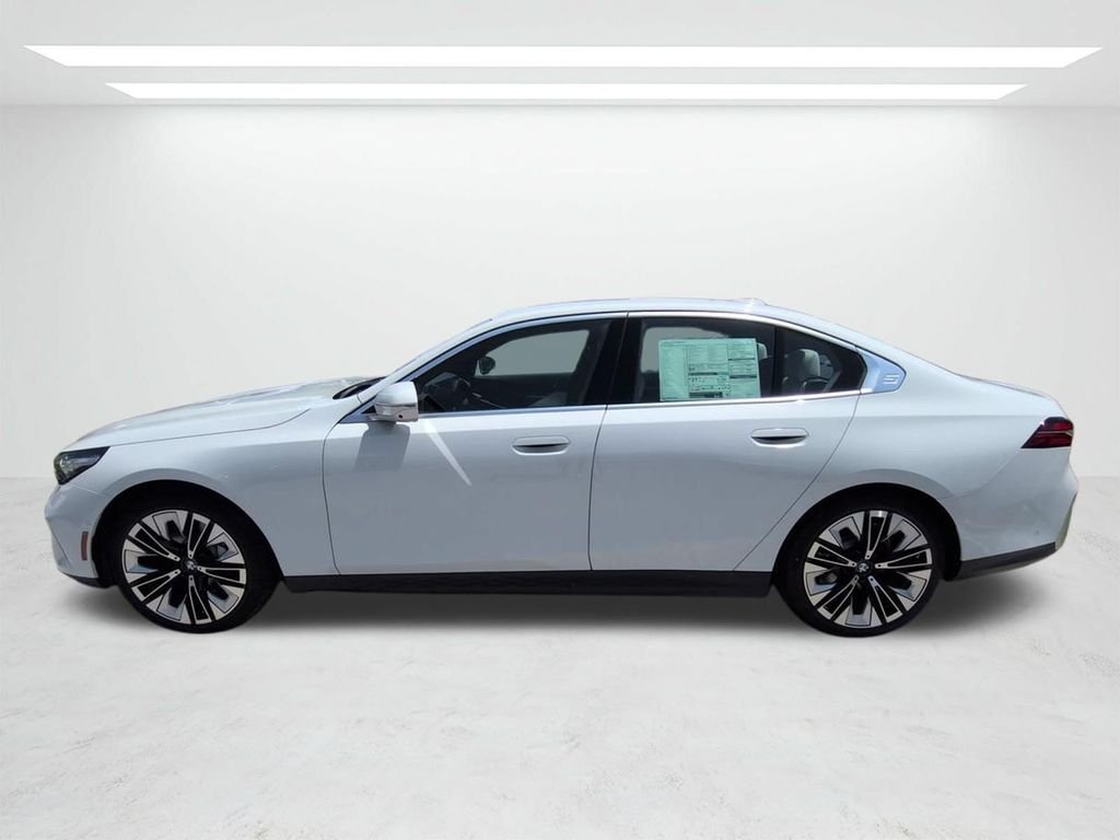 New 2027 Alpine White BMW 530i image 7