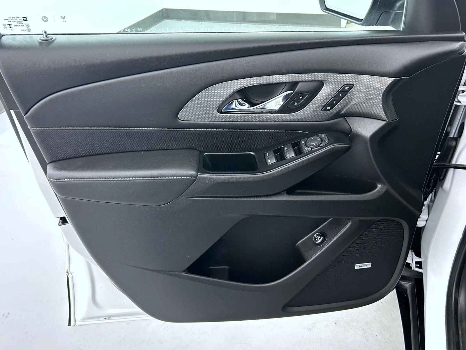 Used 2023 White Chevrolet Premier image 9
