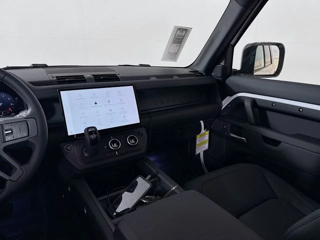 New 2026 Fuji White Land Rover S image 26