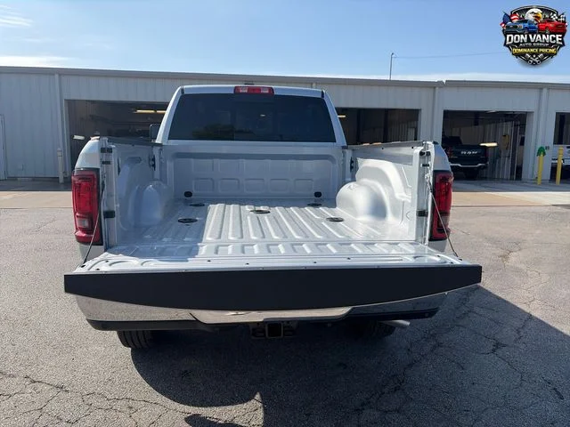 New 2026 Silver-Zynith Exterior Paint RAM Tradesman image 22