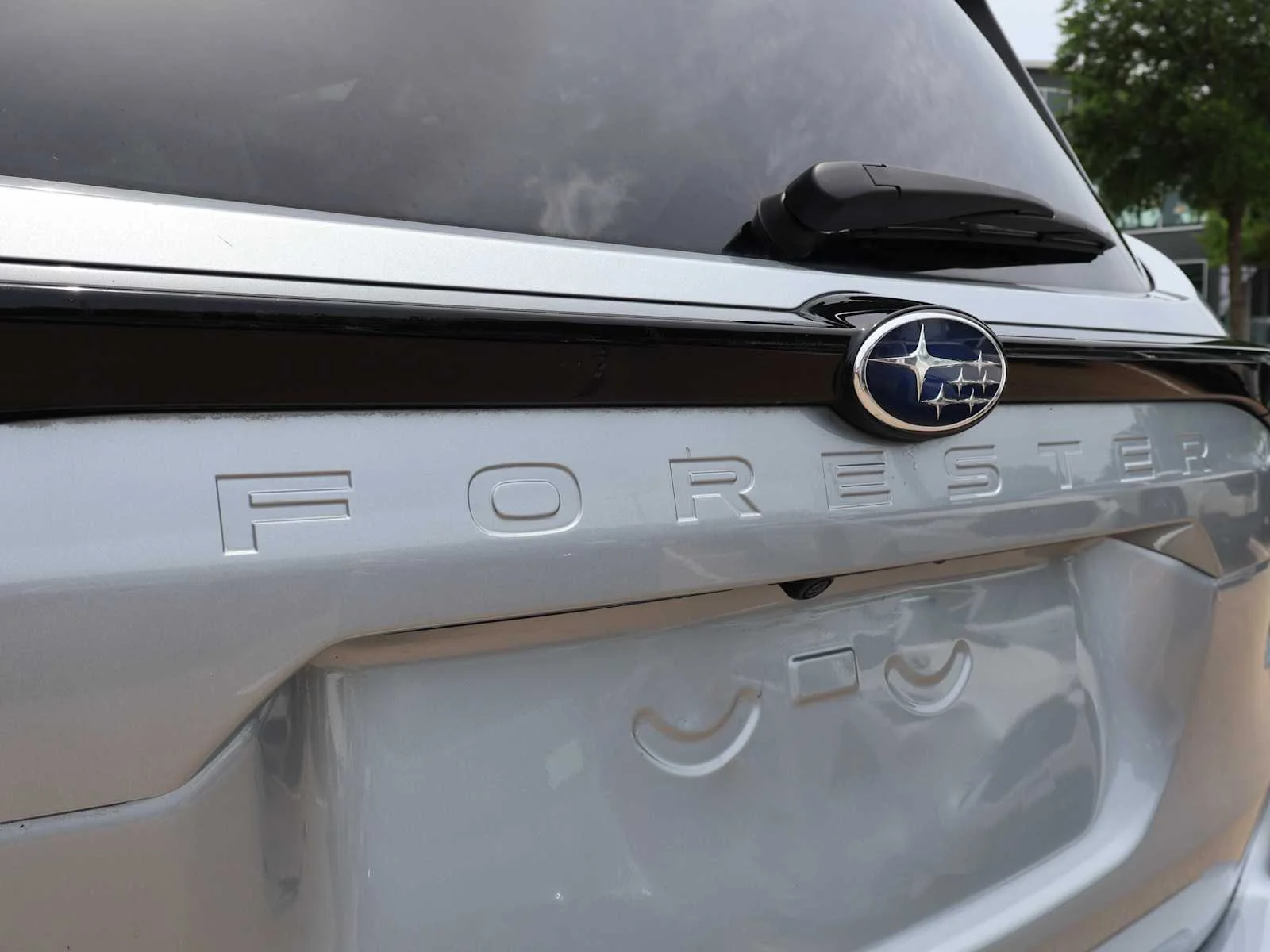 Certified Used 2025 Ice Silver Metallic Subaru Premium image 12