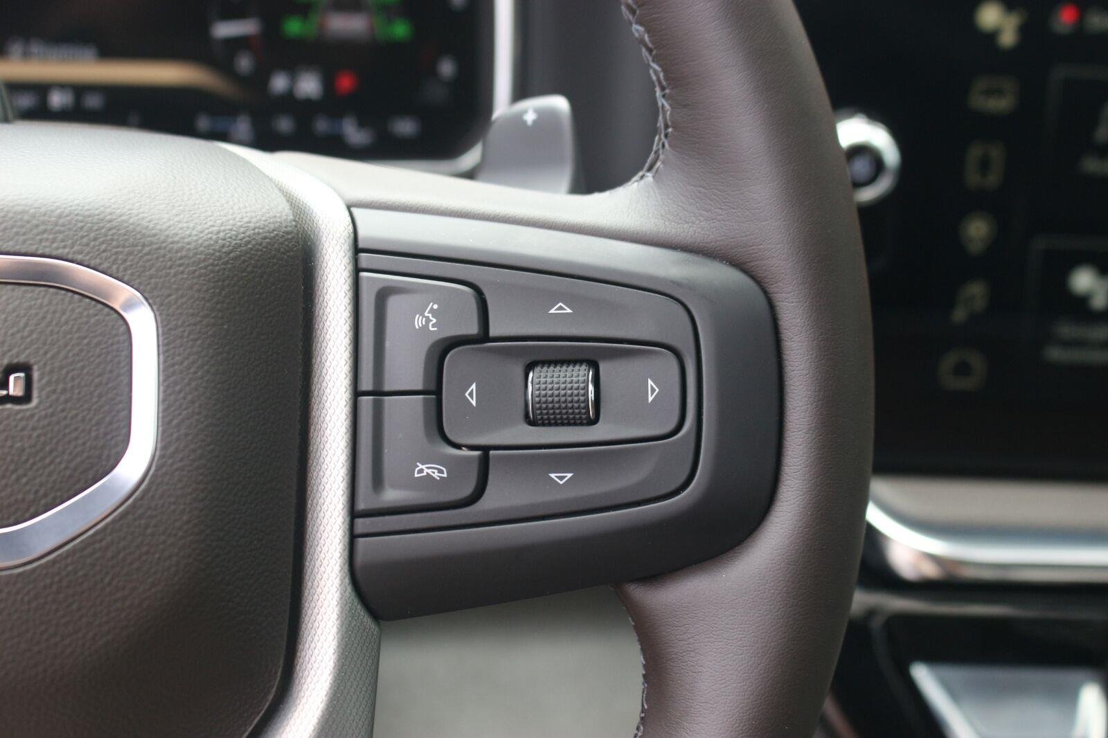Used 2026 Sterling Metallic GMC Denali image 20