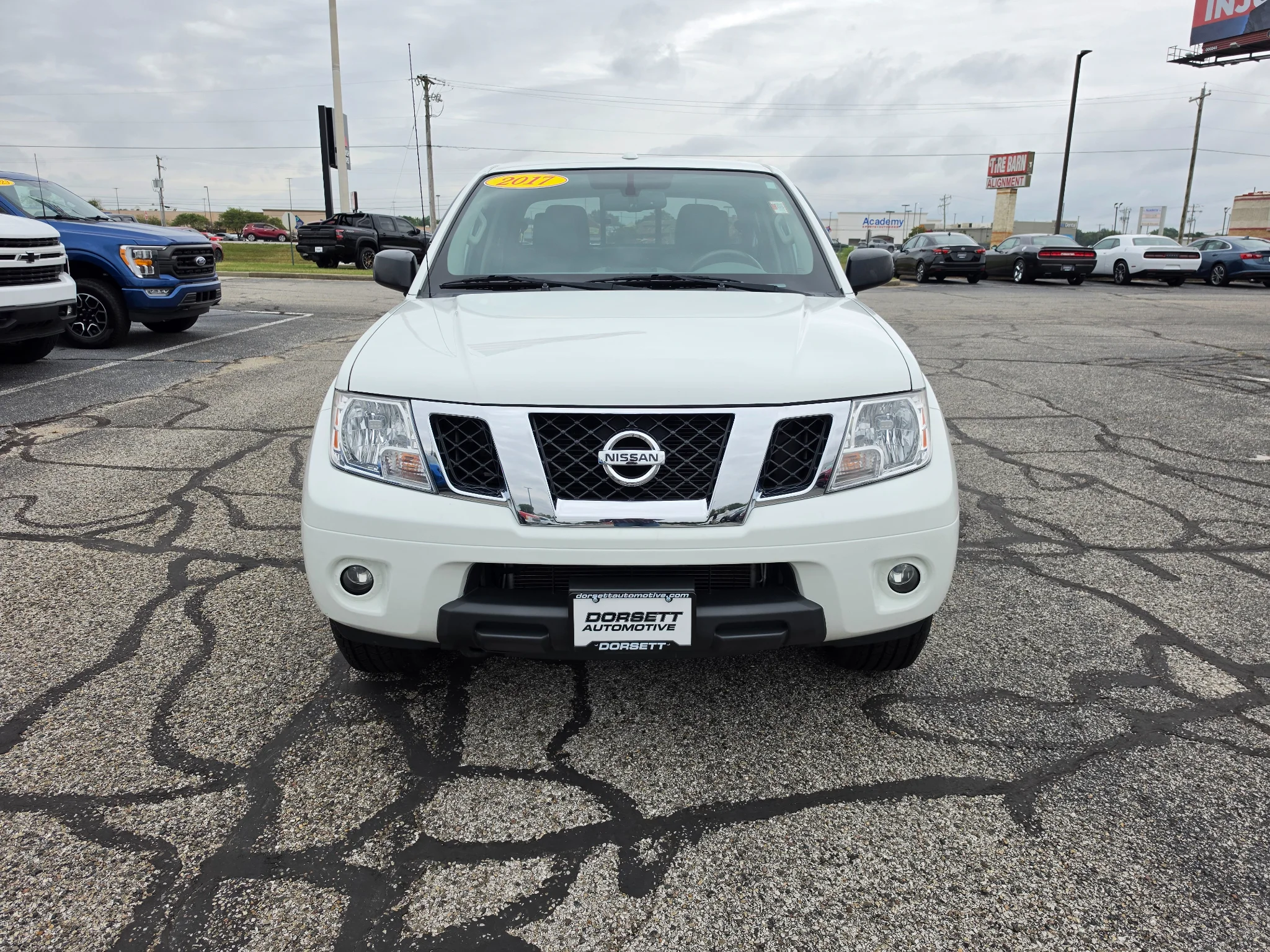 Used 2017 Glacier White Nissan SV V6 image 2