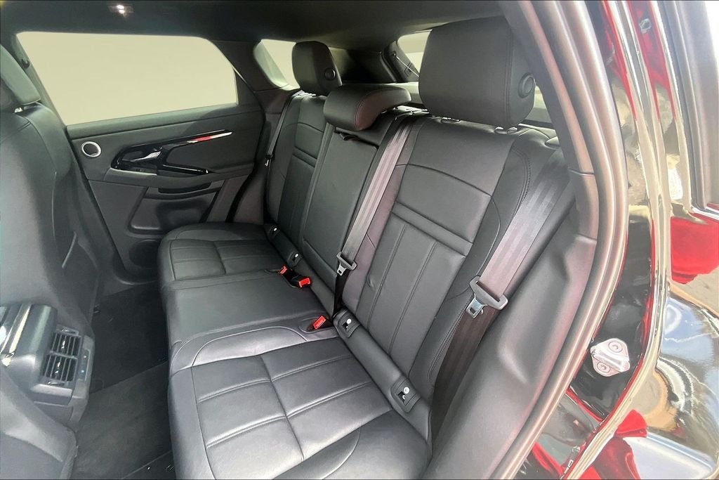 Used 2025 Santorini Black Metallic Land Rover Dynamic image 27