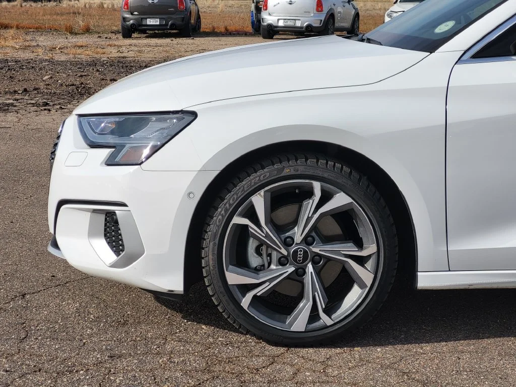 Used 2022 White Audi  image 6