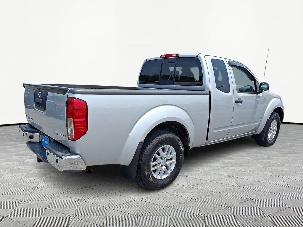 Used 2019 Silver Nissan SV image 7