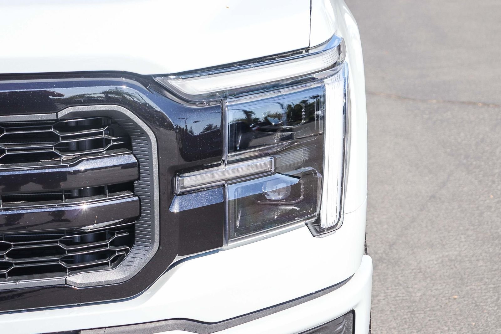 New 2026 Avalanche Ford Lariat® image 10