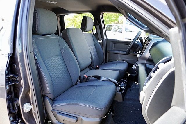 New 2026 Granite Crystal Metallic Clear-Coat Exterior Paint RAM Tradesman image 16