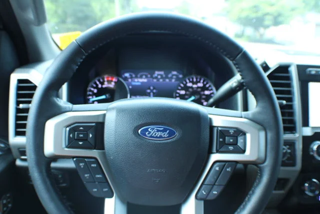 Used 2020 White Ford LARIAT image 8
