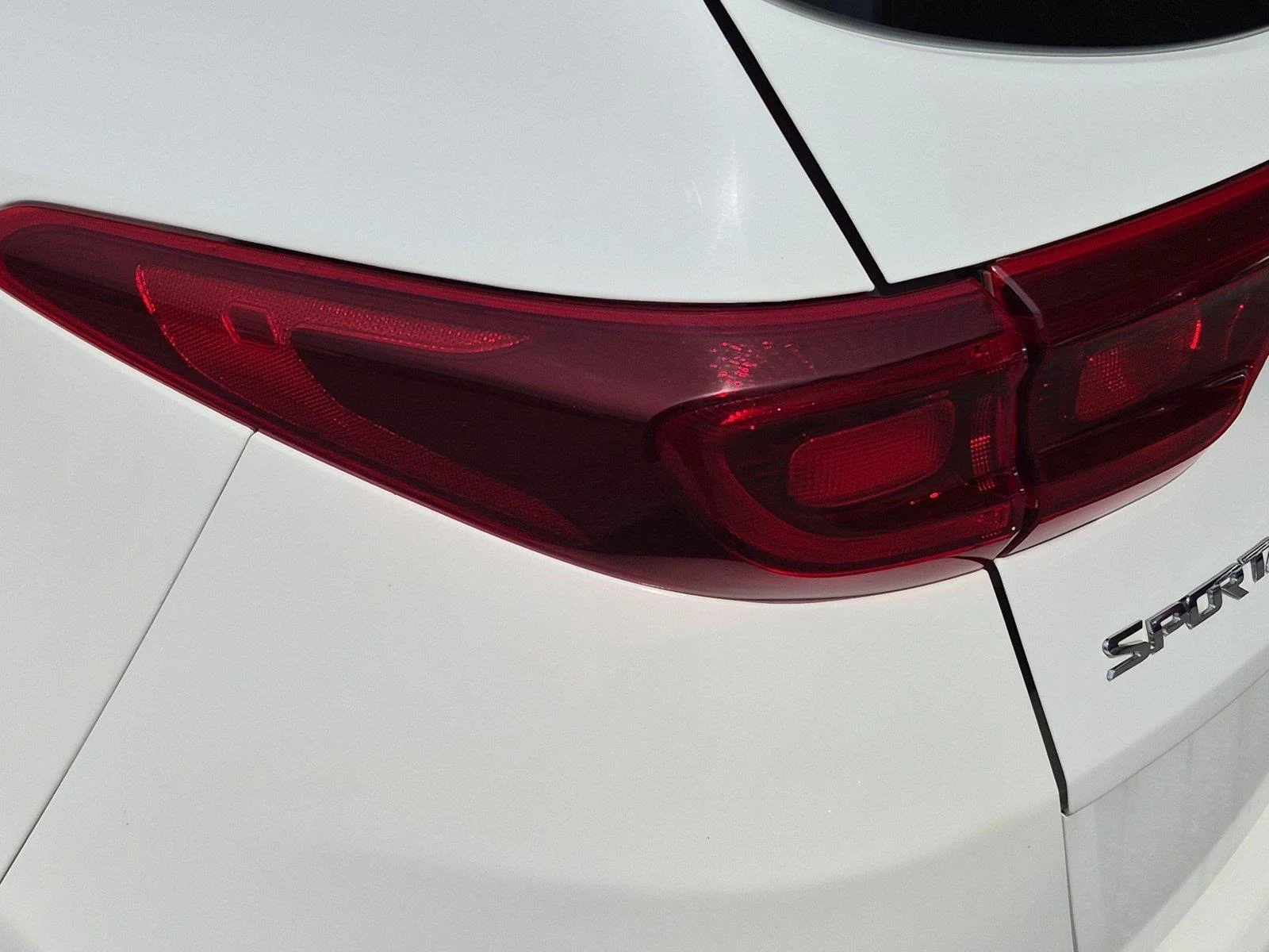 Used 2020 Clear White Kia LX image 12