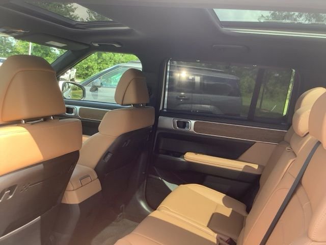 Certified Used 2025 White Hyundai Limited image 21