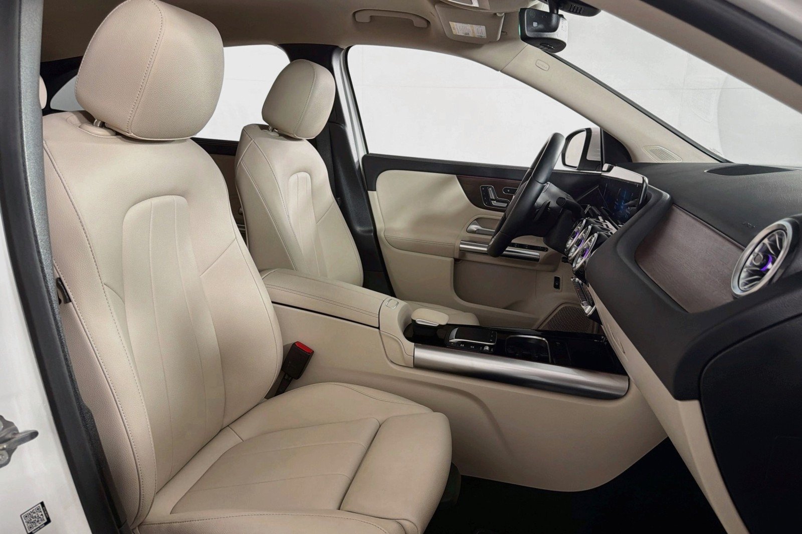 Used 2023 Polar White Mercedes-Benz 250 image 7