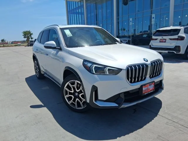 2026 BMW X1 xDrive28i's photo