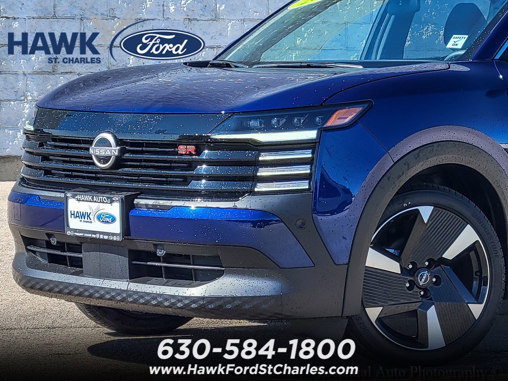 Used 2025 Deep Blue Pearl Nissan SR image 2